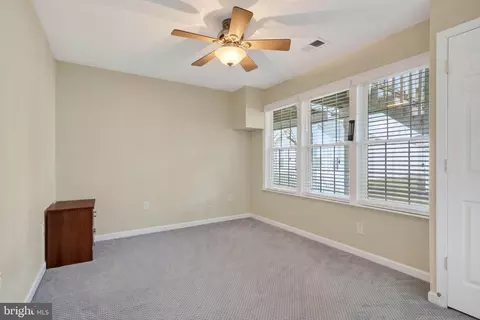 6920 Netherstone Ct, Gainesville, VA 20155 photo 28