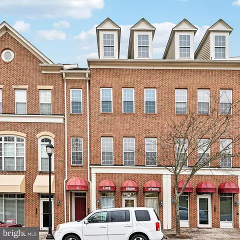4817 Dashiell Pl, Woodbridge, VA 22192