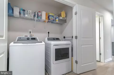 Other - 18245 Summit Pointe Dr, Triangle, VA 22172 photo 4 of 9
