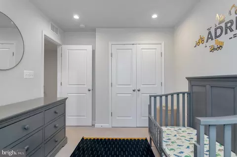 Bedroom - 18245 Summit Pointe Dr, Triangle, VA 22172 photo 5 of 7