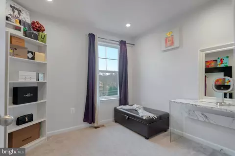 Other - 18245 Summit Pointe Dr, Triangle, VA 22172 photo 3 of 9