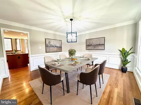 Dining - 10201 Leatherleaf Ct, Manassas, VA 20111 photo 1 of 2