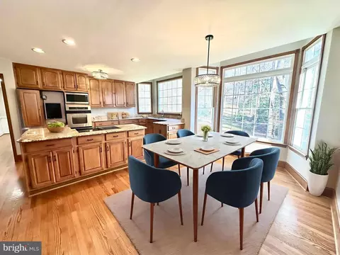 Dining - 10201 Leatherleaf Ct, Manassas, VA 20111 photo 2 of 2