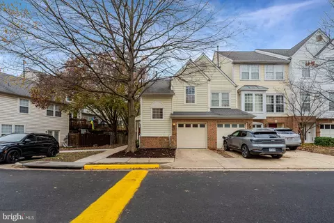 4030 Cressida Pl, Woodbridge, VA 22192