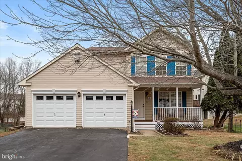 6170 Oaklawn Ln, Woodbridge, VA 22193