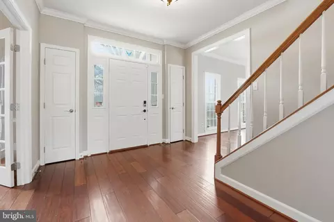 Entry Way - 3582 Lions Field Rd, Triangle, VA 22172 photo 1 of 5