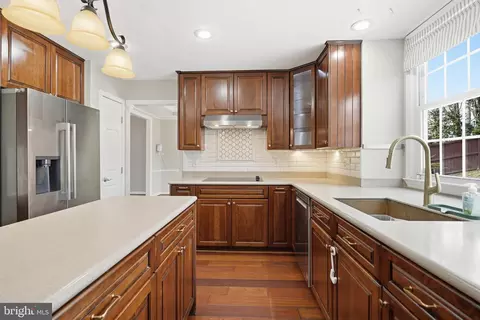 Kitchen - 3582 Lions Field Rd, Triangle, VA 22172 photo 4 of 4