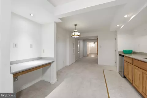 Entry Way - 3582 Lions Field Rd, Triangle, VA 22172 photo 4 of 5