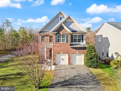 7722 Yalta Way, Gainesville, VA 20155