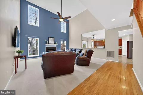 10385 Lime Tree Ct, Manassas, VA 20110 photo 11