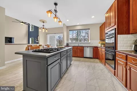 10385 Lime Tree Ct, Manassas, VA 20110 photo 18