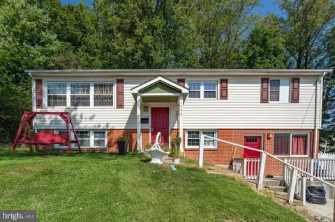1506 Aiden Dr, Woodbridge, VA 22191