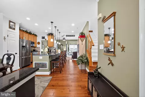 Entry Way - 8768 Dunstable Loop, Bristow, VA 20136 photo 1 of 7