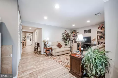 Entry Way - 8768 Dunstable Loop, Bristow, VA 20136 photo 7 of 7