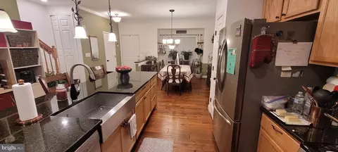 Entry Way - 8768 Dunstable Loop, Bristow, VA 20136 photo 2 of 7