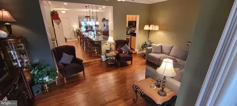 Entry Way - 8768 Dunstable Loop, Bristow, VA 20136 photo 4 of 7