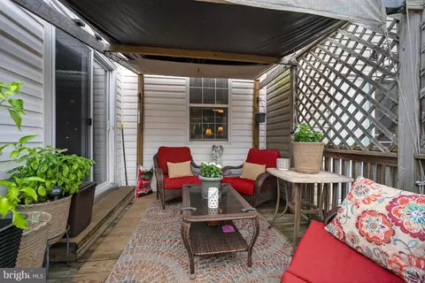 Exterior - 8768 Dunstable Loop, Bristow, VA 20136 photo 4 of 7