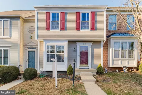4216 Kenton Cir, Dumfries, VA 22025