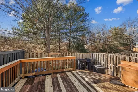 Exterior - 7832 Brookview Ct, Manassas, VA 20109 photo 2 of 2