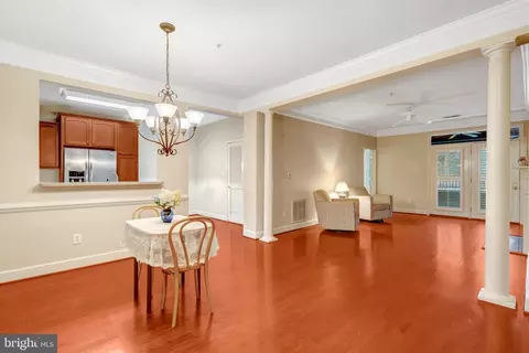 7065 Heritage Hunt Dr #108, Gainesville, VA 20155