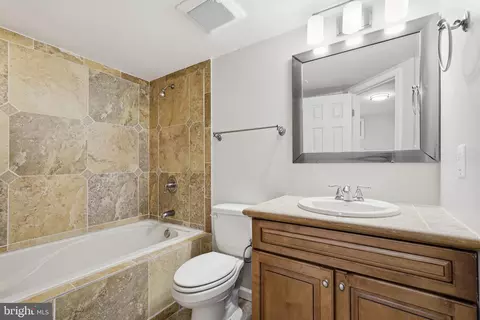Bath - 8310 Rolling Rd, Manassas, VA 20110 photo 4 of 4