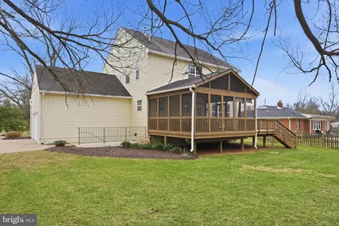 Exterior - 8310 Rolling Rd, Manassas, VA 20110 photo 2 of 15