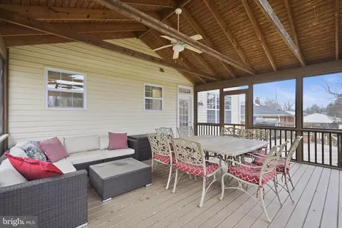 Exterior - 8310 Rolling Rd, Manassas, VA 20110 photo 6 of 15