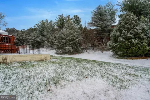 Exterior - 4169 Agency Loop, Triangle, VA 22172 photo 3 of 9
