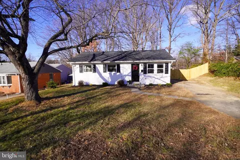 3308 Bradford St, Woodbridge, VA 22193