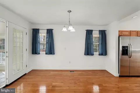 Other - 18316 Cabin Rd, Triangle, VA 22172 photo 1 of 9