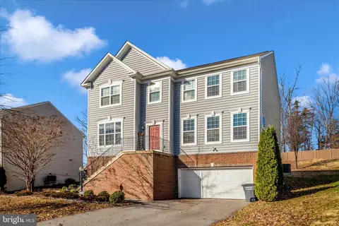 15845 Eagle Feather Dr, Woodbridge, VA 22191