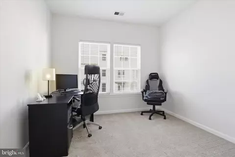 7455 Brunson Cir, Gainesville, VA 20155 photo 25