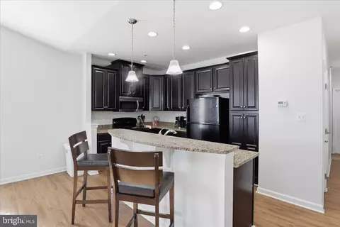 7455 Brunson Cir, Gainesville, VA 20155 photo 14