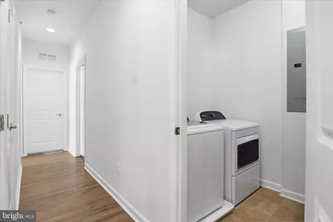 7455 Brunson Cir, Gainesville, VA 20155 photo 30