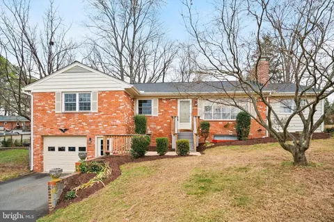 8411 Impalla Dr, Manassas, VA 20110