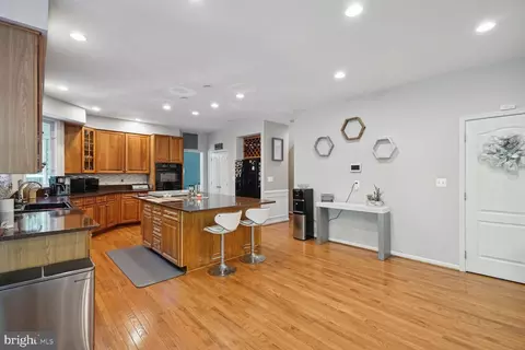 Kitchen - 15050 Rumson Pl, Manassas, VA 20111 photo 5 of 5