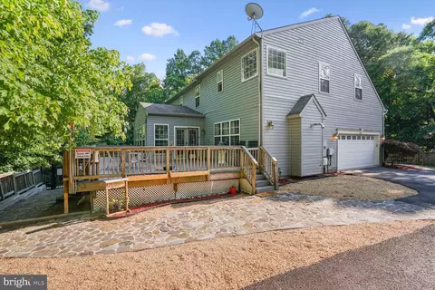 Exterior - 15050 Rumson Pl, Manassas, VA 20111 photo 4 of 10