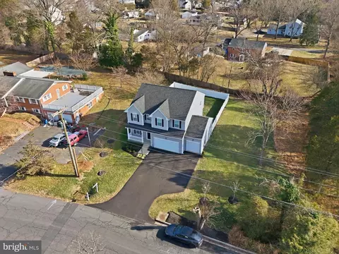 View/Area - 8317 Sunset Dr, Manassas, VA 20110 photo 2 of 6