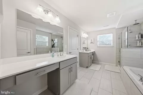 Bath - 8317 Sunset Dr, Manassas, VA 20110 photo 1 of 3