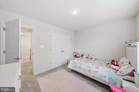 Bedroom - 8317 Sunset Dr, Manassas, VA 20110 photo 7 of 7