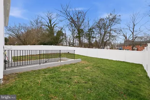 Exterior - 8317 Sunset Dr, Manassas, VA 20110 photo 6 of 6