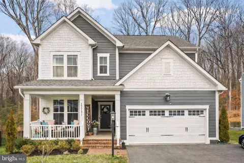 17751 White Campion Way, Dumfries, VA 22026