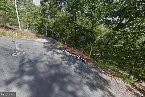2585 Wiley Ter, Haymarket, VA 20169