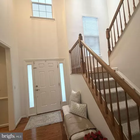Entry Way - 11998 Youngtree Ct, Bristow, VA 20136 photo 4 of 6