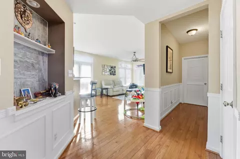 Entry Way - 12217 Wheat Mill Loop, Bristow, VA 20136 photo 4 of 13