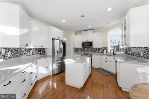 Kitchen - 12217 Wheat Mill Loop, Bristow, VA 20136 photo 2 of 5
