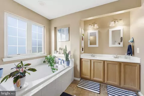 Entry Way - 12217 Wheat Mill Loop, Bristow, VA 20136 photo 12 of 13