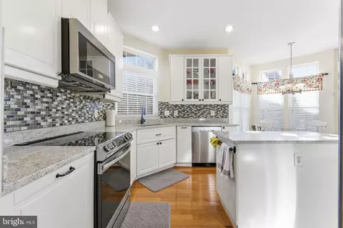 Kitchen - 12217 Wheat Mill Loop, Bristow, VA 20136 photo 4 of 5