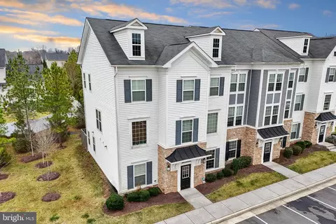 7370 Riding Meadow Way, Manassas, VA 20111