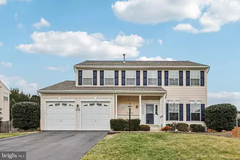 8908 Edmonston Dr, Bristow, VA 20136